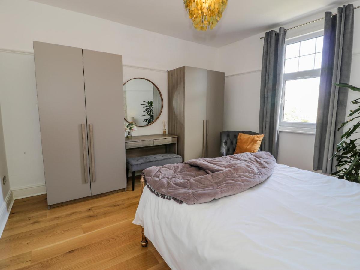 18 Tyn Celyn Apartamento Llandudno Exterior foto